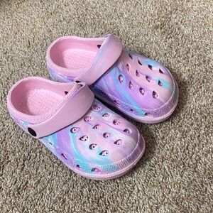 Kids Swirl Pink & Blue Slip-On Clog